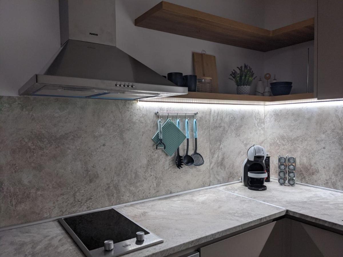 Sky Side Luxury Condo Σκόπια Εξωτερικό φωτογραφία