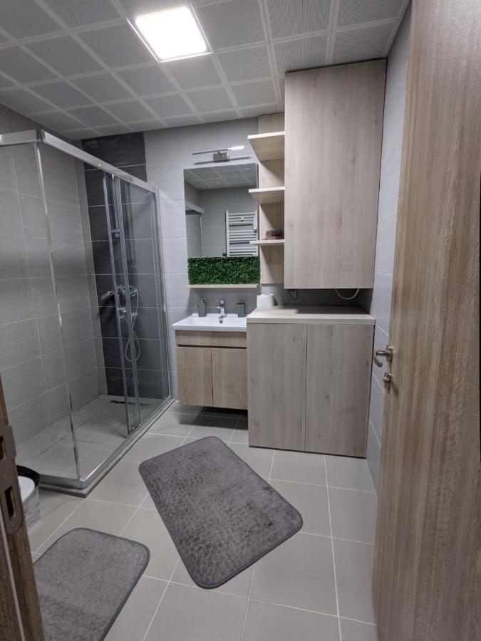 Sky Side Luxury Condo Σκόπια Εξωτερικό φωτογραφία