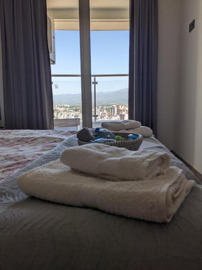 Sky Side Luxury Condo Σκόπια Εξωτερικό φωτογραφία